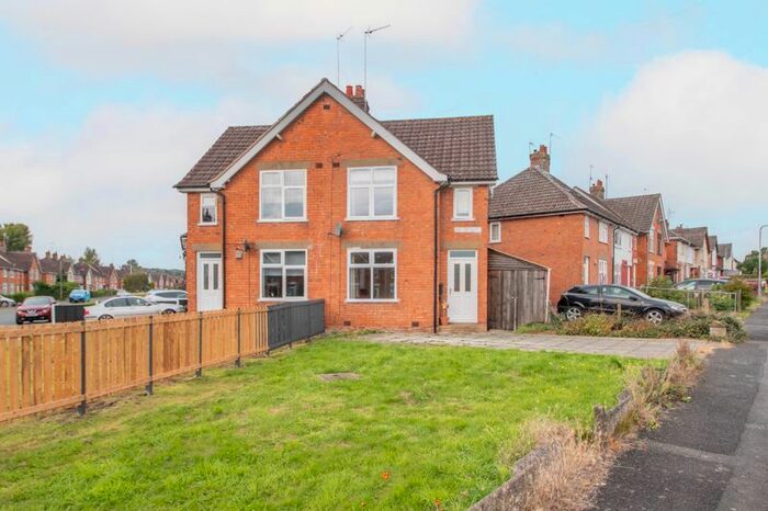 2 Bedroom Semi-Detached House To Rent In Ash Tree Road, Batchley, Redditch, B97