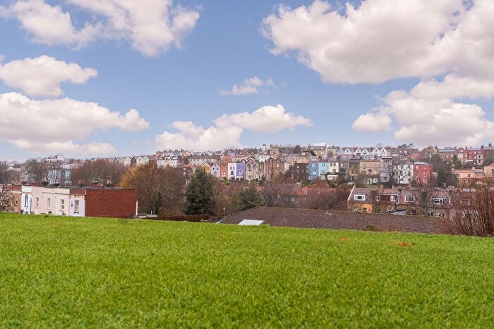 2 Bedroom Property For Sale In Ashfield Place, Bristol, BS6