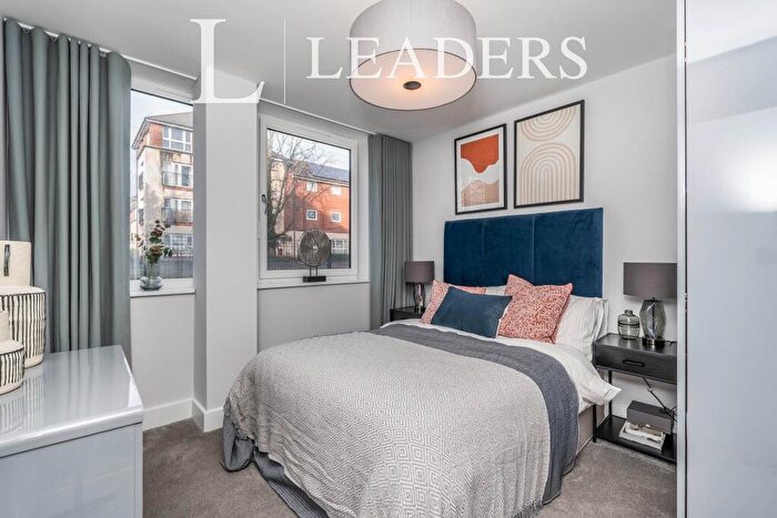 1 Bedroom Apartment To Rent In Compass Point, Southampton, SO16