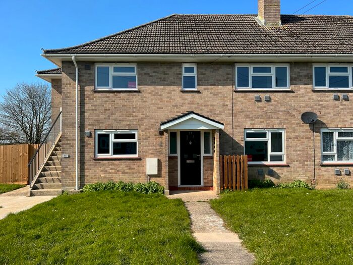 2 Bedroom Flat To Rent In Taranto Hill, Ilchester, Yeovil, BA22