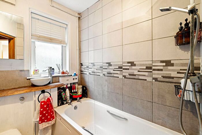 3 Bedroom Terraced House For Sale In St Radigunds Road, Dover, CT17