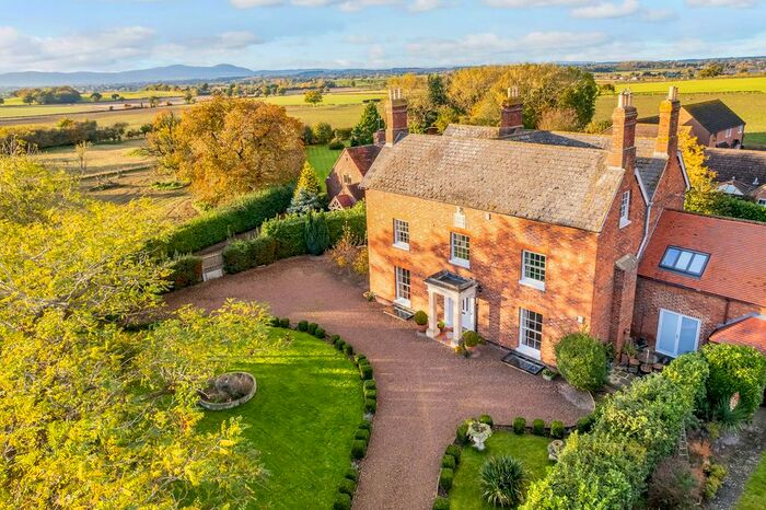7 Bedroom Detached House For Sale In Twyning Road Strensham, Worcestershire, WR8