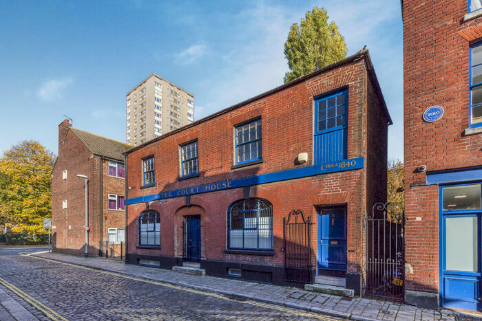 3 Bedroom Apartment To Rent In Bishop Street, Portsmouth, PO1