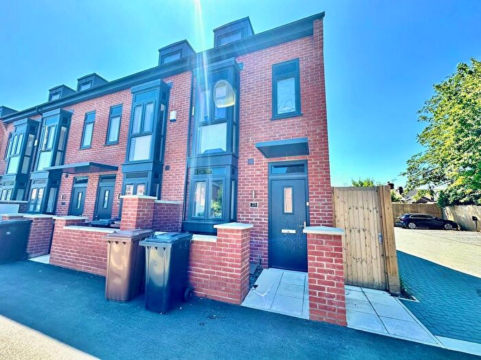 3 Bedroom Town House For Sale In Woodstock Street, Lincoln, LN1