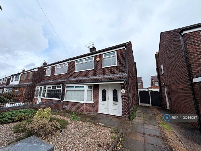 3 Bedroom Semi-Detached House To Rent In Lord Lane, Manchester, M35
