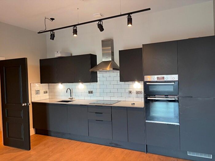 2 Bedroom Flat To Rent In Falcon Street, Loughborough, Leicestershire, LE11