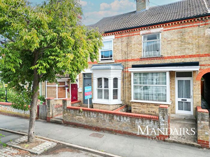 2 Bedroom Terraced House For Sale In Queens Road, Fletton, Peterborough, PE2