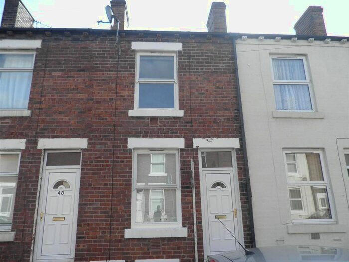 2 Bedroom Terraced House To Rent In Bowman Street, Wakefield, WF1