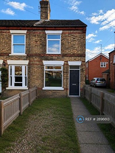 3 Bedroom End Of Terrace House To Rent In New Road, Peterborough, PE2