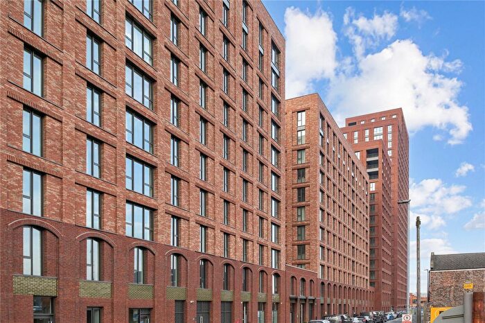 2 Bedroom Flat For Sale In Dutton Street, Manchester, M3
