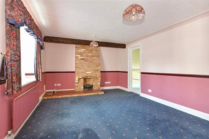 4 Bedroom Detached House For Sale In Church Farm Close, Hoo, Rochester, Kent, ME3