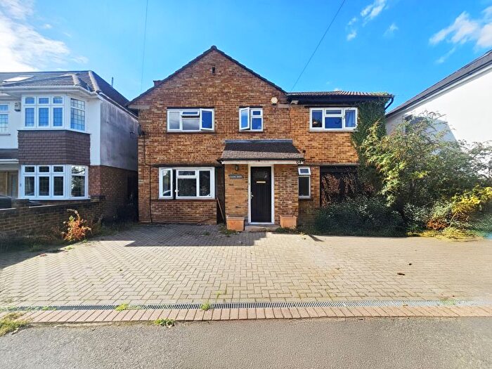 6 Bedroom Detached House For Sale In Chapel Lane, Uxbridge, UB8