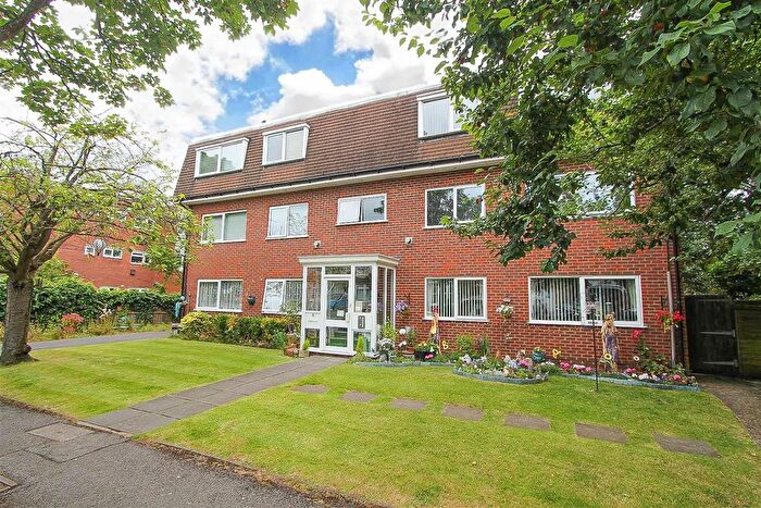 1 Bedroom Flat To Rent In Shirley Road, Wallington, SM6
