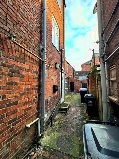 1 Bedroom Flat To Rent In High Street, Spilsby, PE23