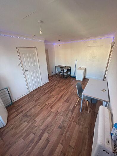 1 Bedroom Flat To Rent In Baguley Crescent, Middleton, Manchester, M24