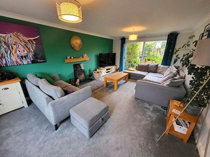 5 Bedroom Detached House For Sale In Freame Way, Gillingham, Dorset, SP8