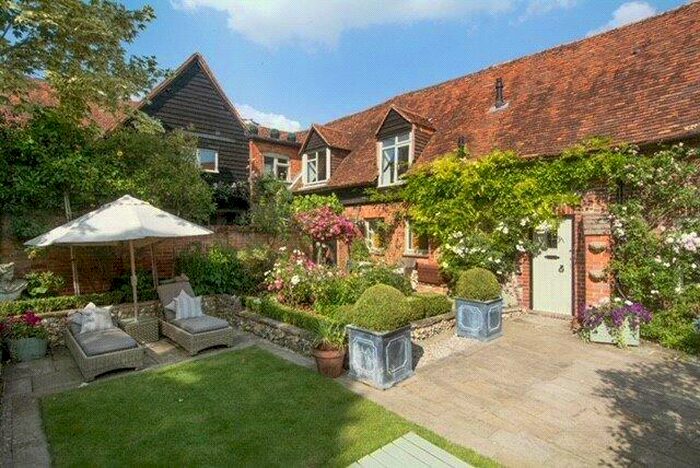 4 Bedroom House For Sale In Hambleden, Henley-on-Thames, Oxfordshire, RG9