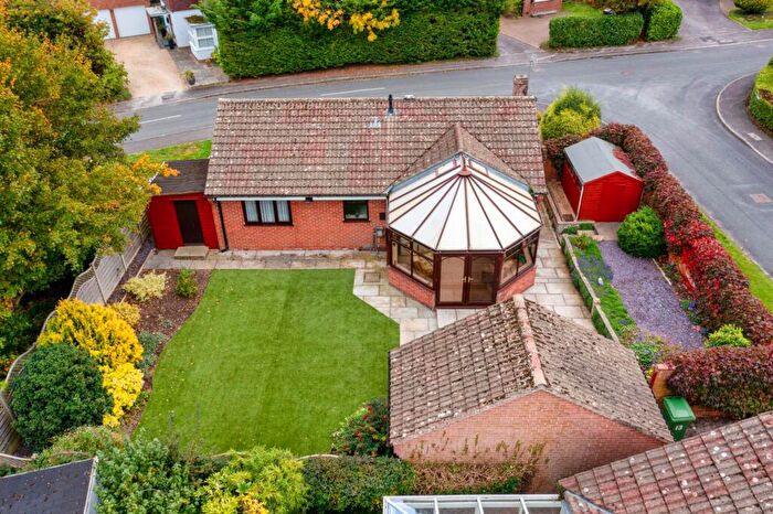 3 Bedroom Detached Bungalow For Sale In Poveys Mead, Kingsclere, RG20