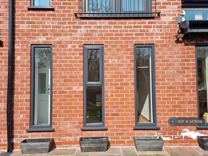 Studio To Rent In Swinton, Manchester, M27