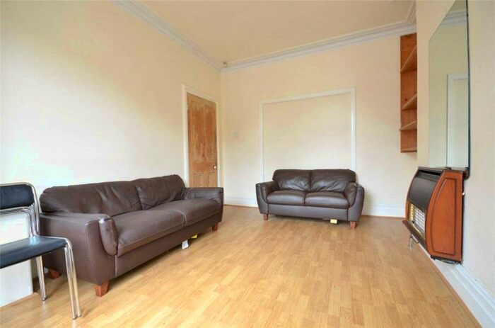 4 Bedroom Terraced House To Rent In Hall Road, Fallowfield, Manchester, M14