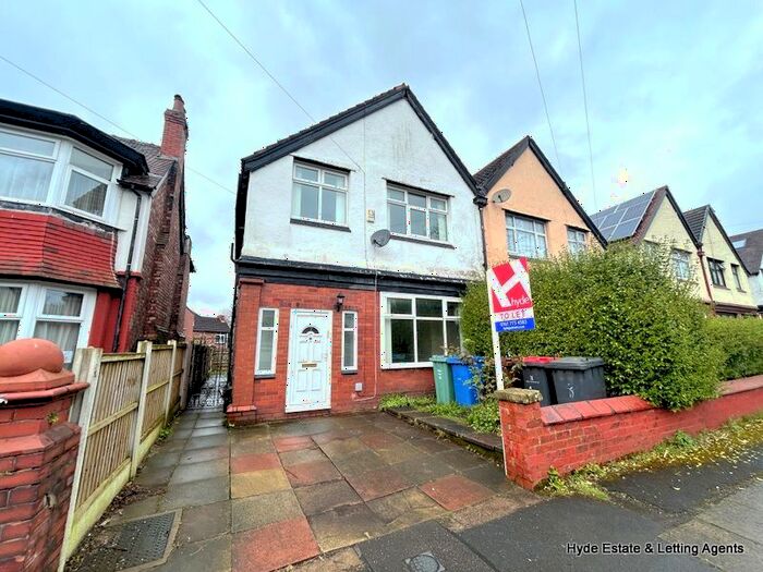 3 Bedroom Semi-Detached House To Rent In Tewkesbury Drive, Prestwich, Manchester, M25