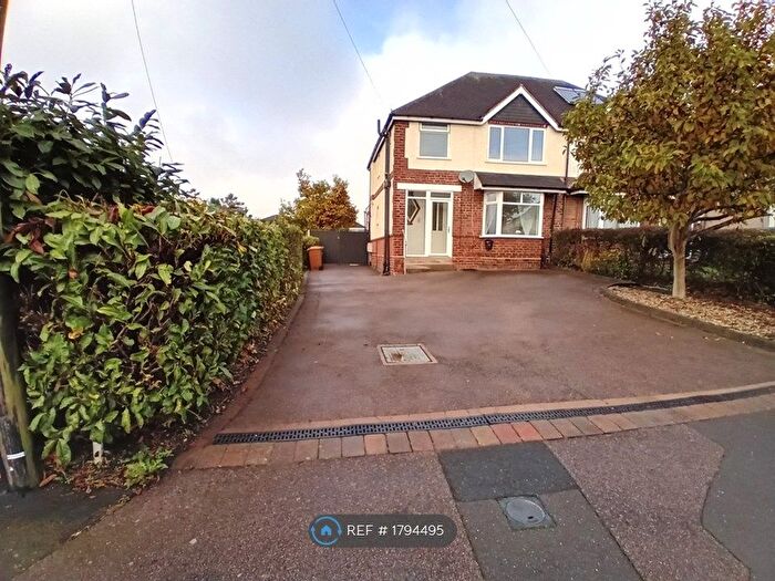 3 Bedroom Semi-Detached House To Rent In Thorpe Street, Burntwood, WS7