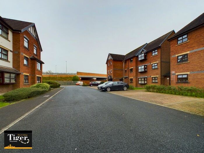 1 Bedroom Apartment To Rent In Bispham Road, Blackpool, FY2