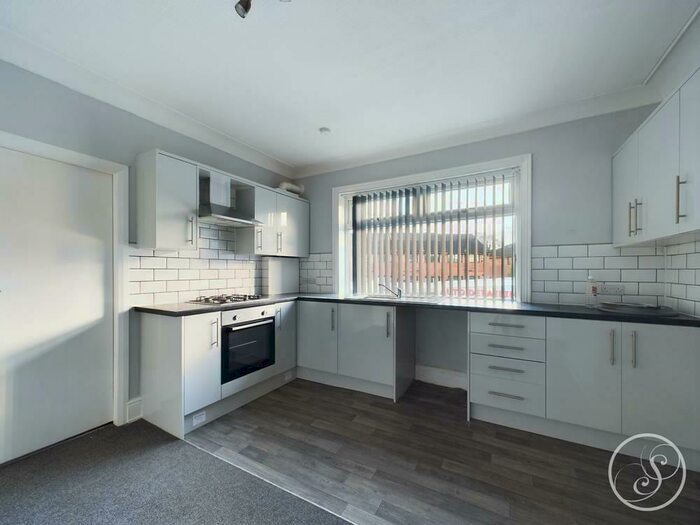 2 Bedroom Flat To Rent In Cross Gates Road, Leeds, LS15