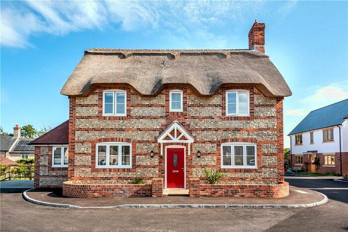 4 Bedroom Detached House To Rent In East Farm Lane, Owermoigne, Dorchester, DT2