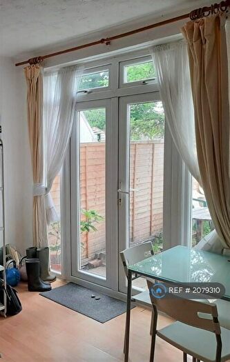 1 Bedroom Flat To Rent In Beresford Avenue, Wembley, HA0