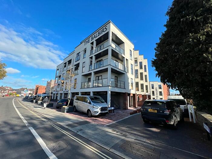 2 Bedroom Property To Rent In Portswood Road, Southampton, SO17