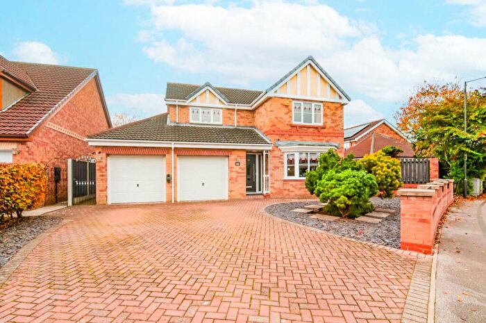 4 Bedroom Detached House For Sale In Tickhill Way, Rossington, Doncaster, DN11