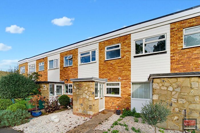 3 Bedroom Terraced House For Sale In Queen Mary Road, Shepperton, TW17
