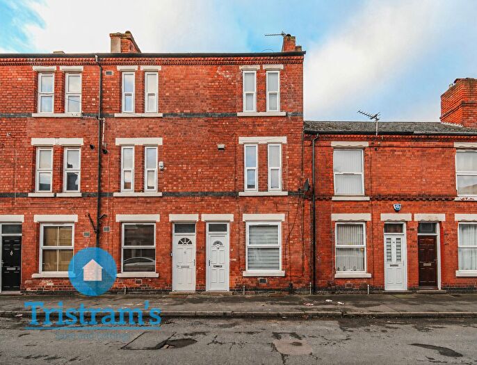 4 Bedroom Terraced House To Rent In Wilford Crescent East, Nottingham, NG2