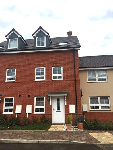 3 Bedroom Terraced House To Rent In Swithin Lane, Buckingham, MK18