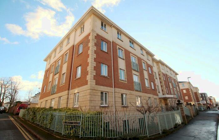 2 Bedroom Apartment To Rent In Winchcombe Street, Cheltenham, GL52