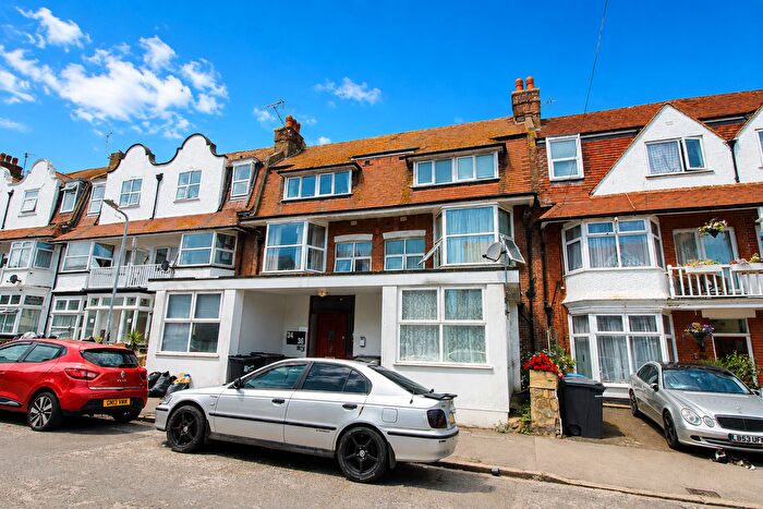 1 Bedroom Flat For Sale In Surrey Road, Cliftonville, Margate, CT9