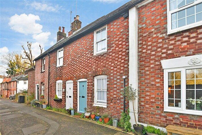 2 Bedroom Terraced House For Sale In New Road, Lewes, East Sussex, BN7