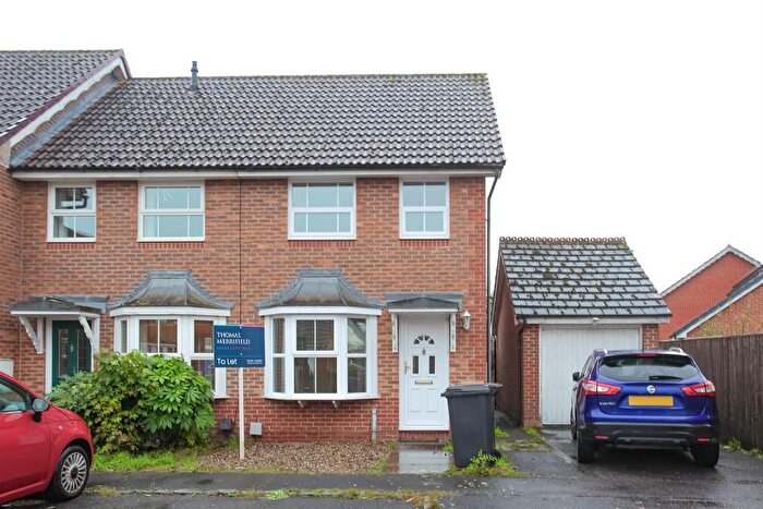 2 Bedroom Detached House To Rent In Eden Court, Didcot, OX11