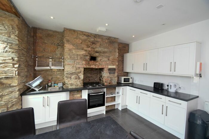 5 Bedroom Terraced House To Rent In Raleigh Place, Falmouth TR11