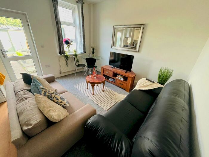 4 Bedroom Terraced House To Rent In Colville Street, Derby, DE22