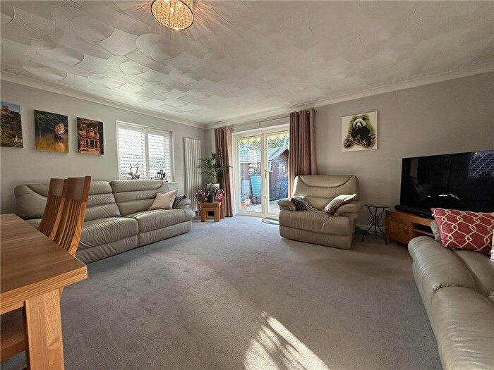 3 Bedroom Bungalow For Sale In Jaywick Lane, Clacton-on-Sea, Essex, CO15