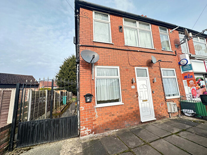 2 Bedroom Maisonette To Rent In Heathside Road, Manchester, M20
