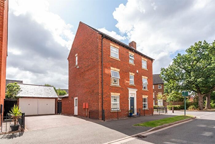 5 Bedroom Detached House For Sale In Rumbush Lane, Shirley, Solihull, B90