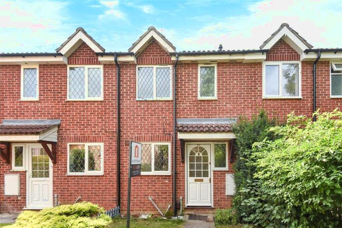 2 Bedroom Property To Rent In Bushy Close, Oxford, OX2