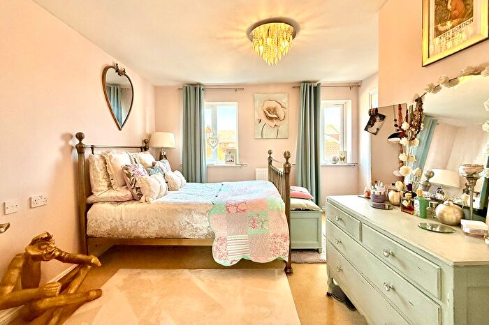 4 Bedroom Town House For Sale In Heritage Way, Priddys Hard, Gosport, PO12