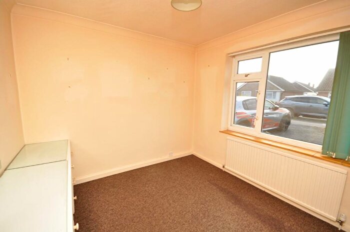 2 Bedroom Detached Bungalow For Sale In Sadlers Close, Kirby Cross, CO13