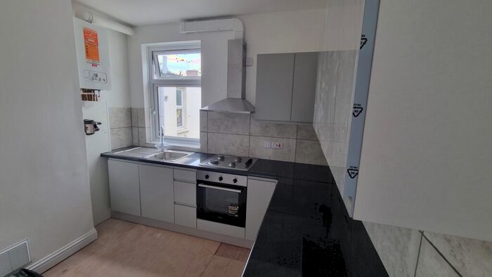 2 Bedroom Maisonette To Rent In High Street Harrow, HA3