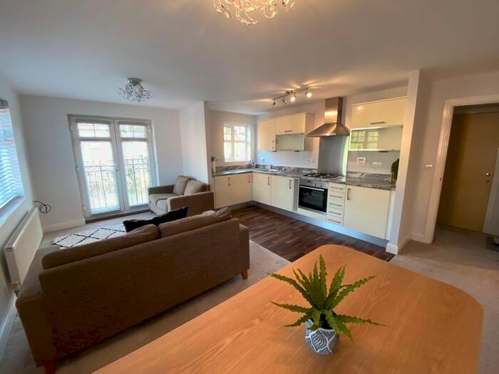 2 Bedroom Flat To Rent In Gardinar Close, Standish, WN1