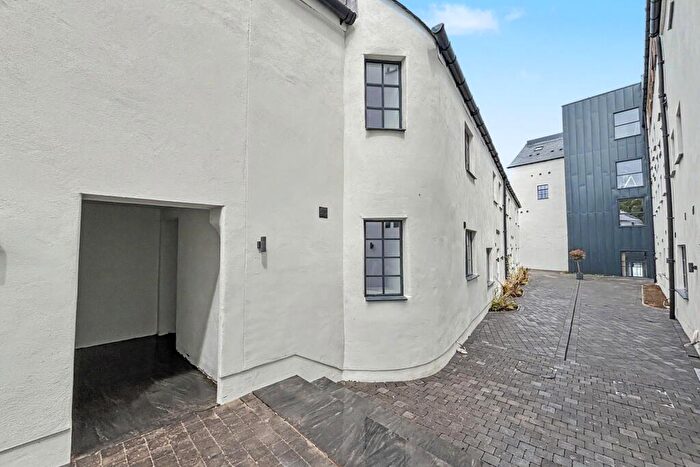 2 Bedroom Terraced House For Sale In Weymouth, DT4